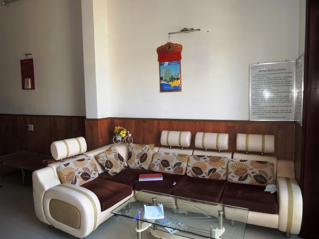 Lavie Hotel Nha Trang Exterior photo
